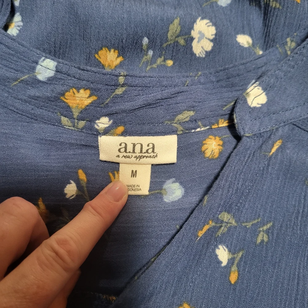 -A.N.A. Blue Dress with Yellow and White Floral Pattern Long Sleeve - Picture 4 of 7